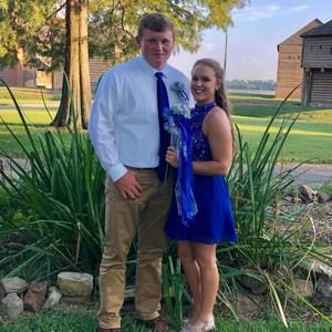 Meet your Posher, Lexie